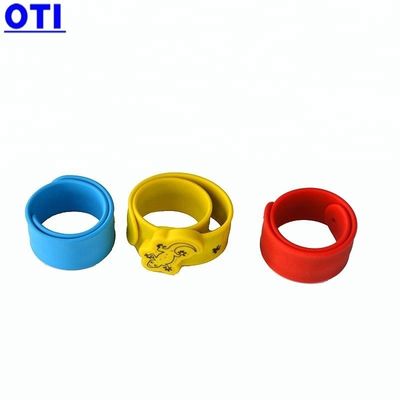 Silicone Slap Band Colored Rubber Snap Band with Customized Technique Other Style